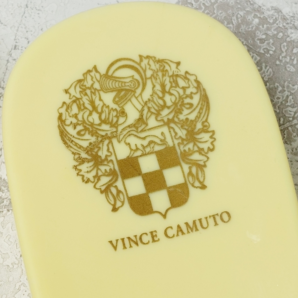 NEW Vince Camuto Evolet Yellow Chain Detail Thong Slide Sandals V86 - Picture 9 of 13